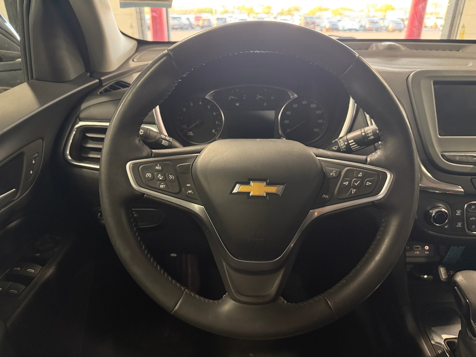 Thumbnail: 2022 Chevrolet Equinox - 5