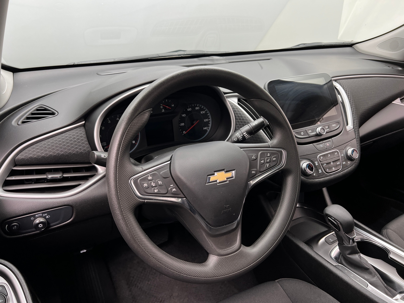 Thumbnail: 2024 Chevrolet Malibu - 5