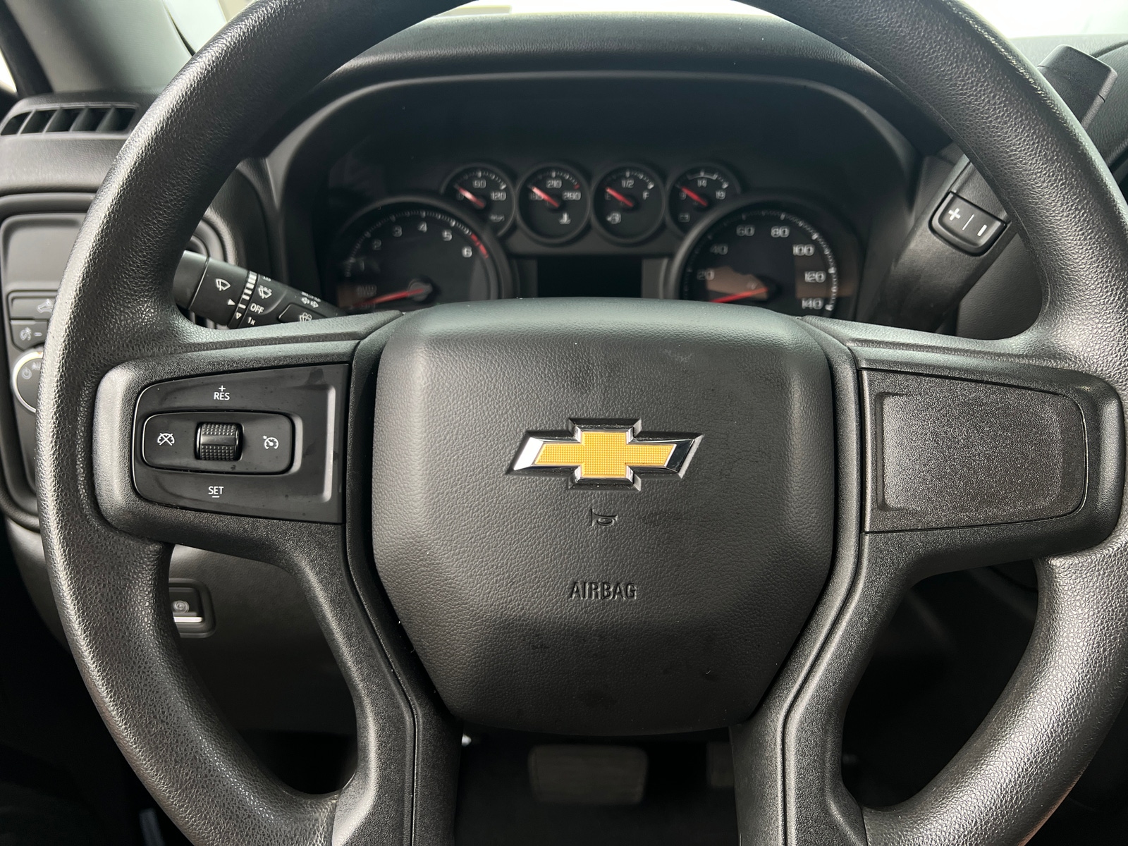 Thumbnail: 2022 Chevrolet Silverado 1500 - 5