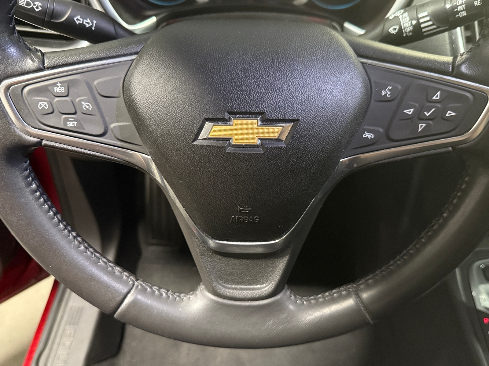 Thumbnail: 2019 Chevrolet Equinox - 5