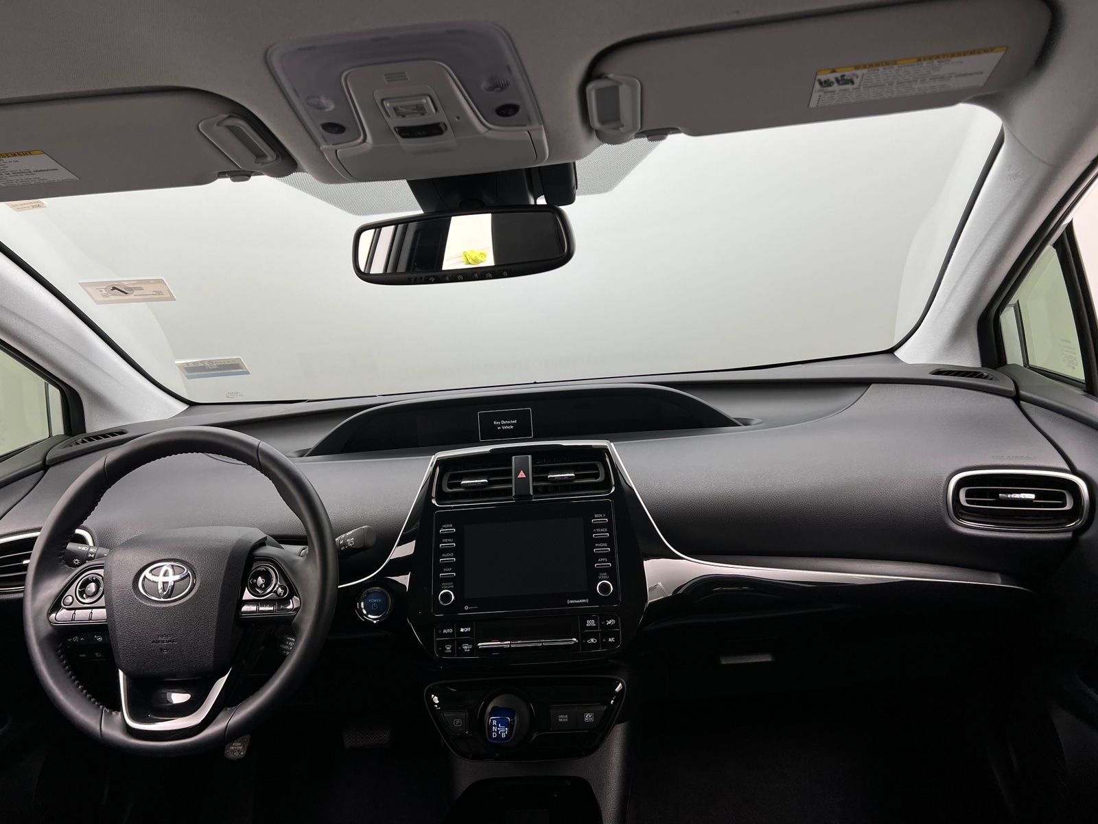 Thumbnail: 2022 Toyota Prius - 2