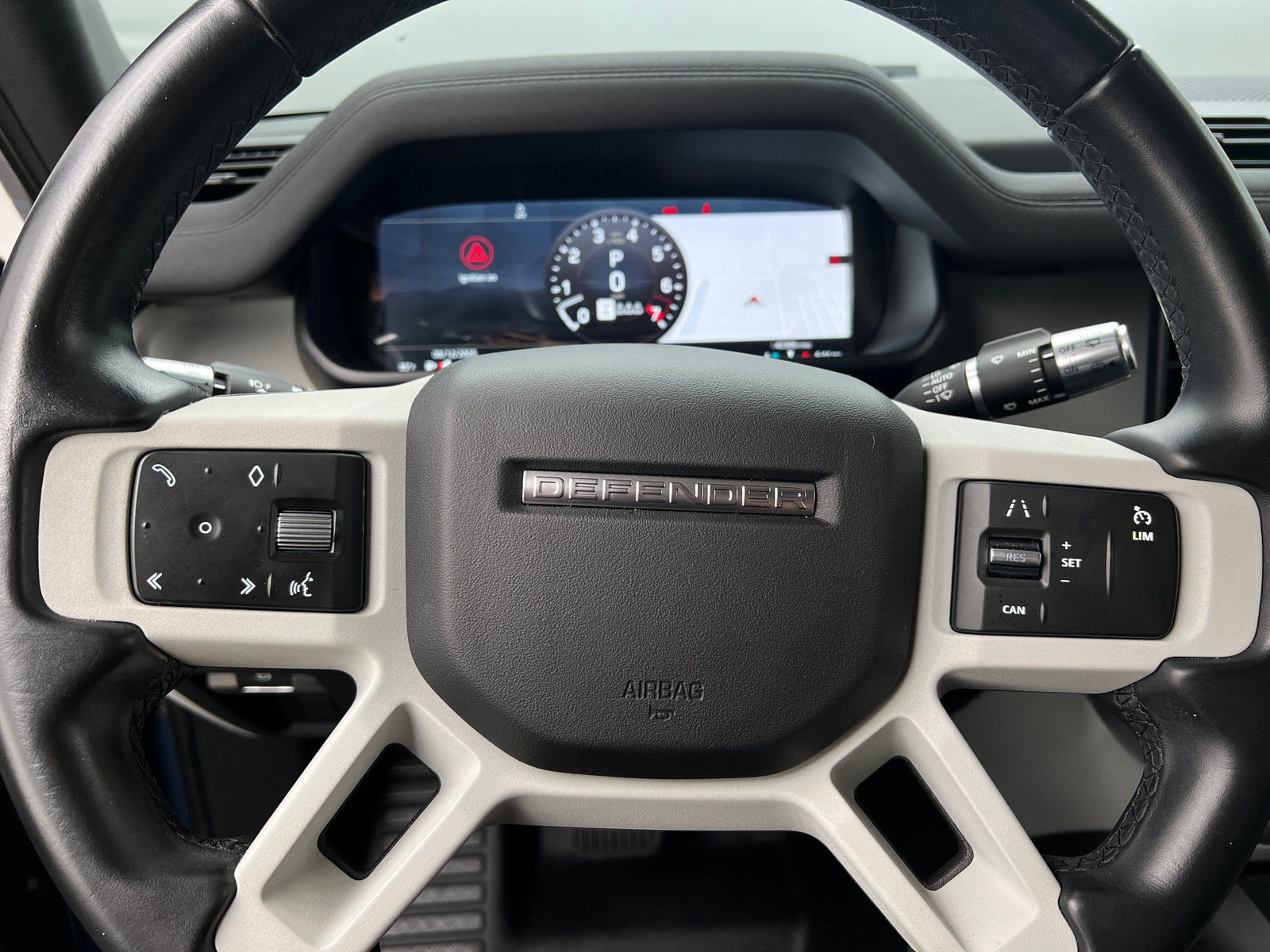 Thumbnail: 2021 Land Rover Defender - 4