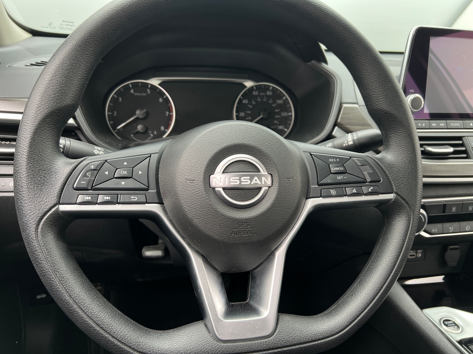 Thumbnail: 2024 Nissan Altima - 5