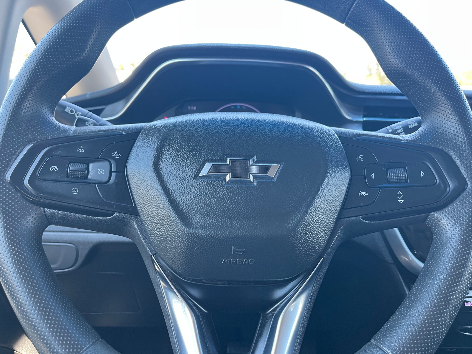 Thumbnail: 2023 Chevrolet Bolt EV - 5