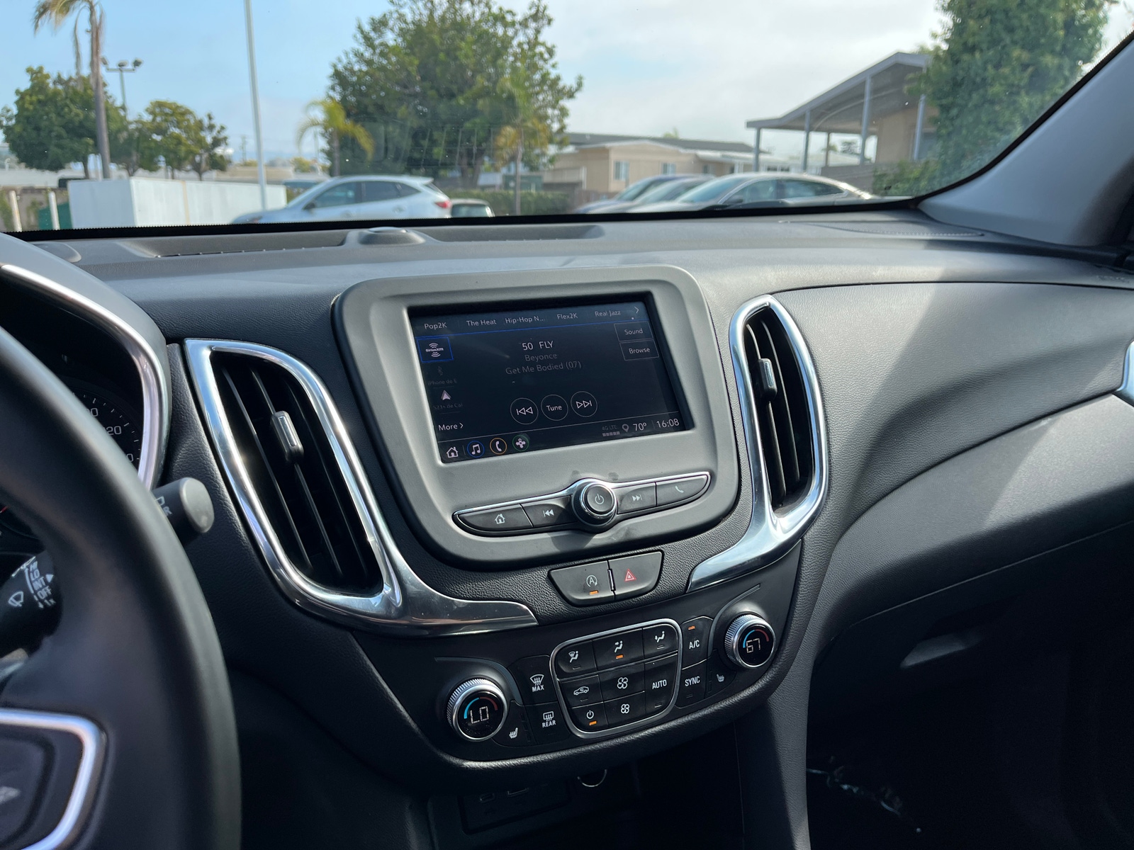 Thumbnail: 2024 Chevrolet Equinox - 4