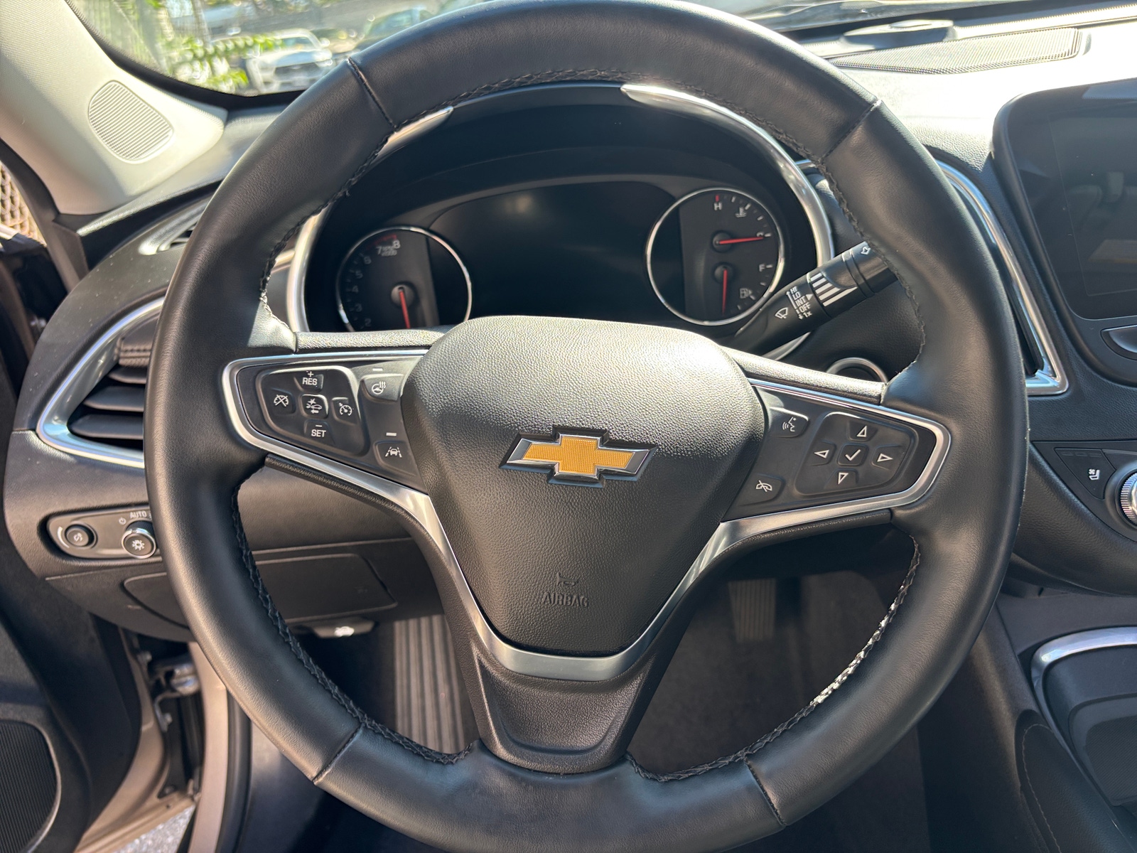 Thumbnail: 2024 Chevrolet Malibu - 5