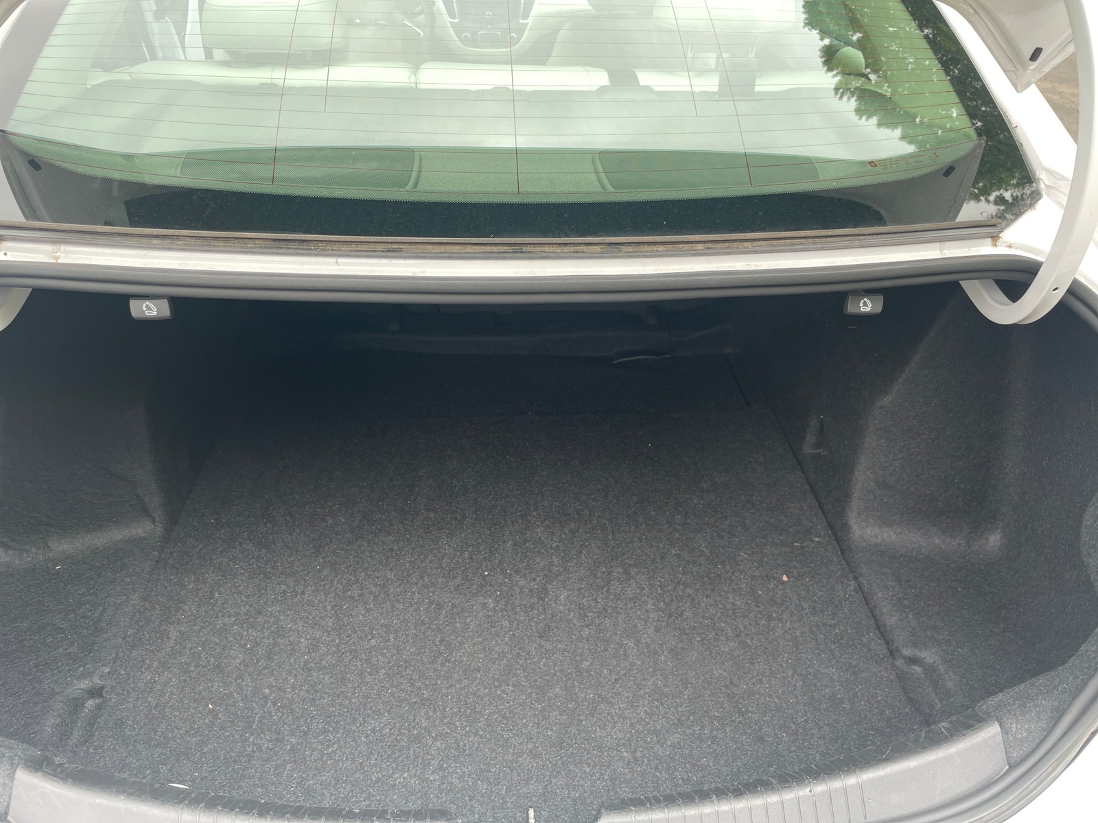 Thumbnail: 2024 Chevrolet Malibu - 4