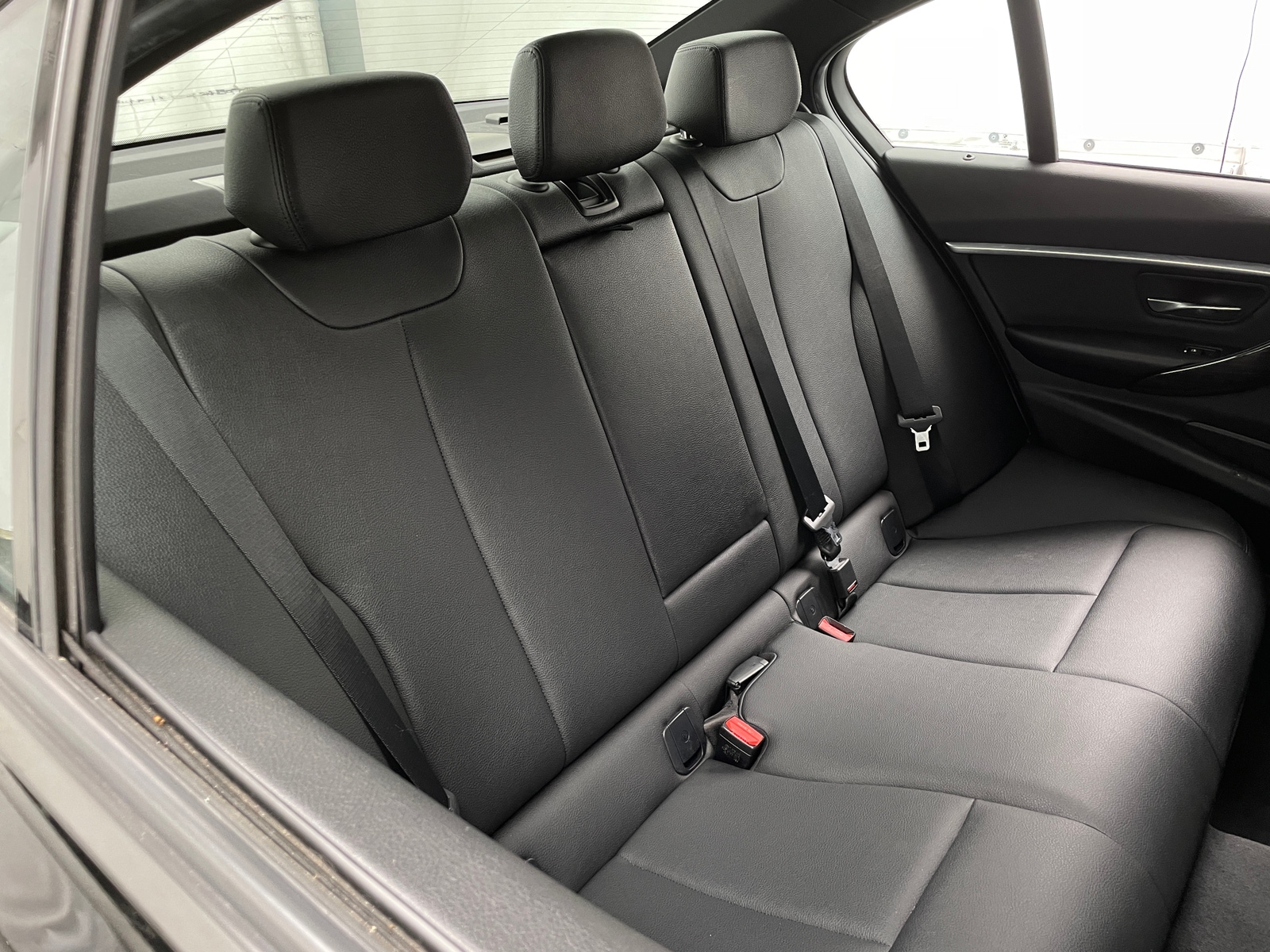 Thumbnail: 2016 BMW 3 Series - 5