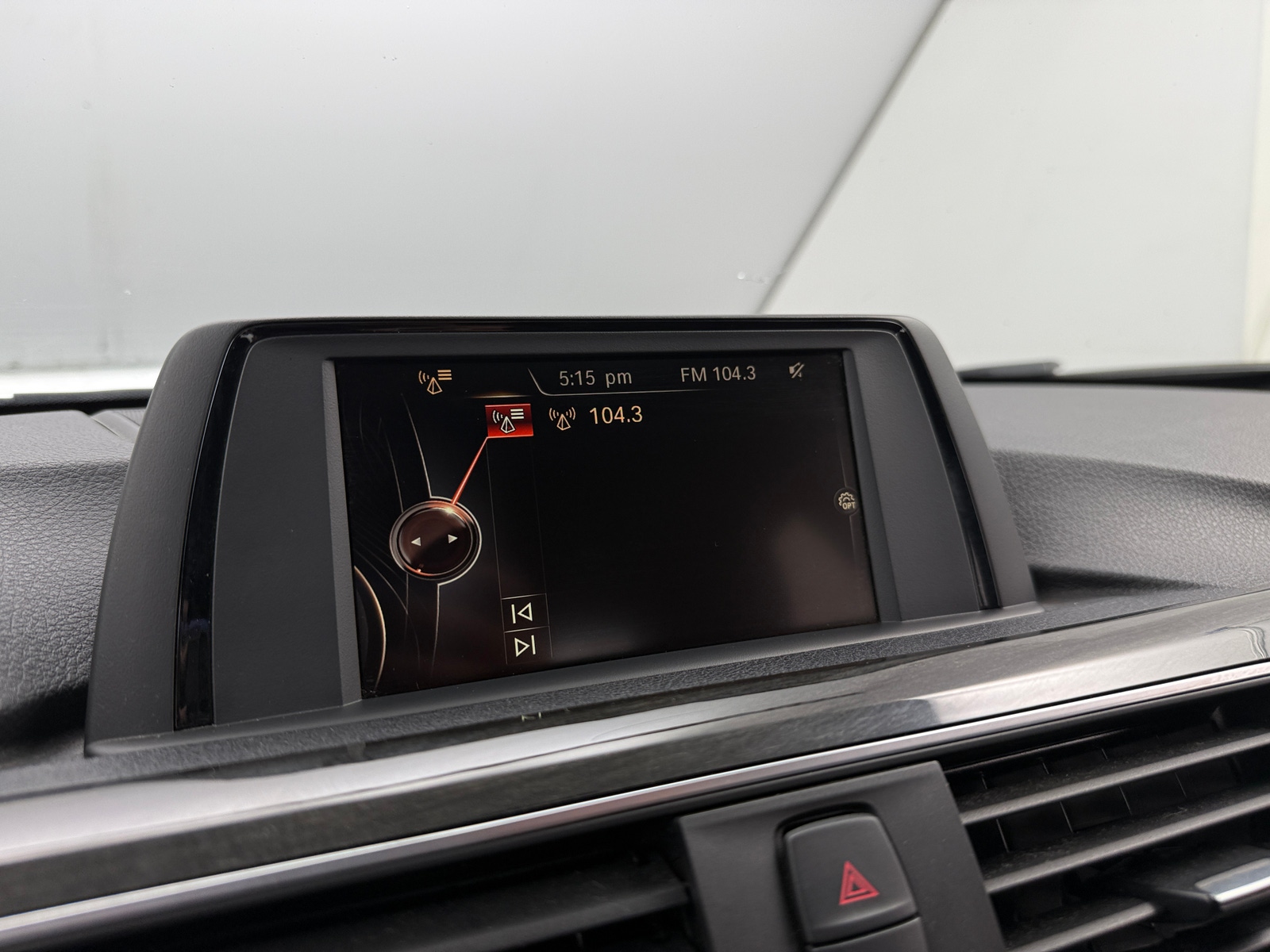 Thumbnail: 2016 BMW 3 Series - 3