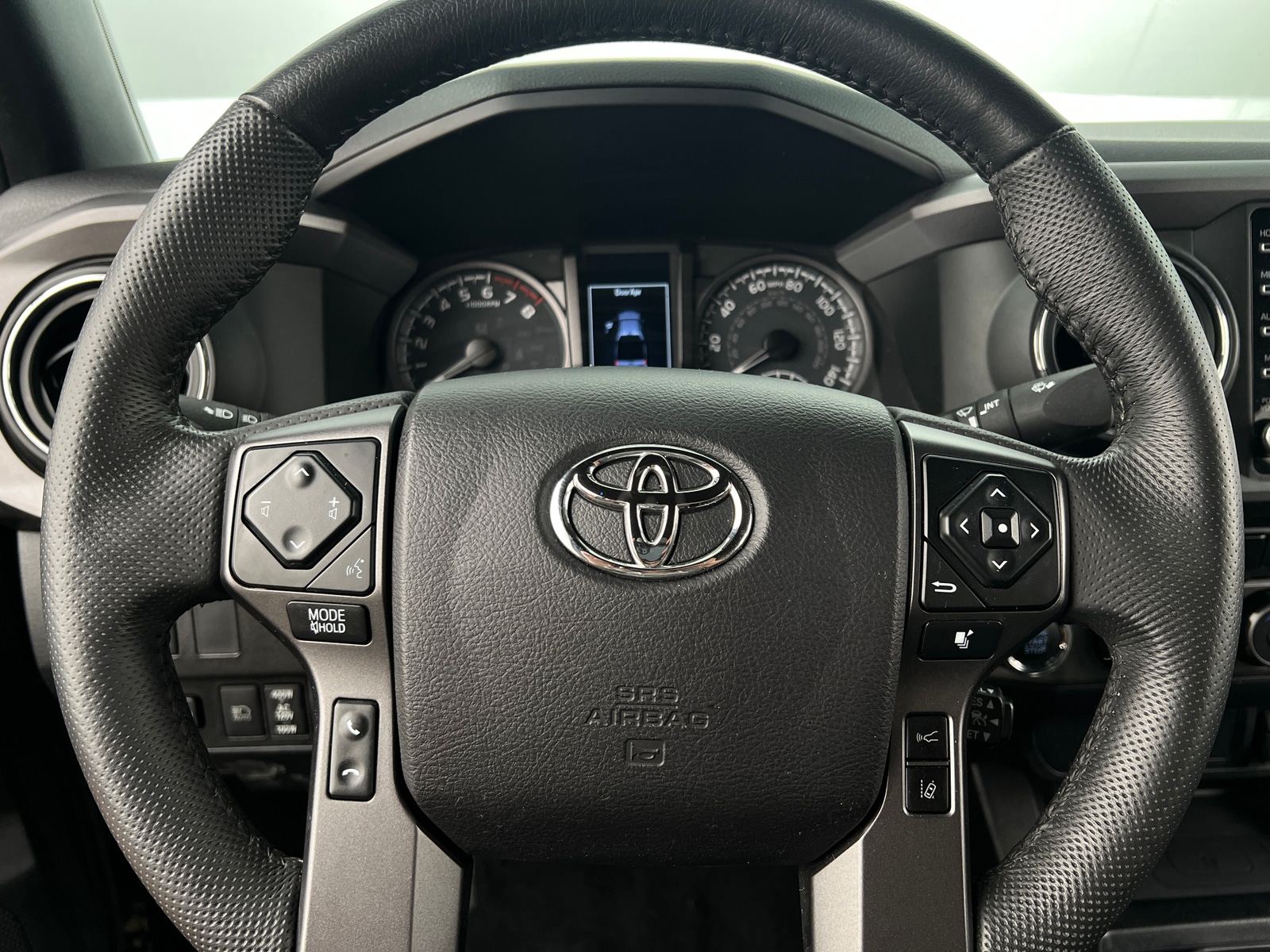 Thumbnail: 2021 Toyota Tacoma - 5