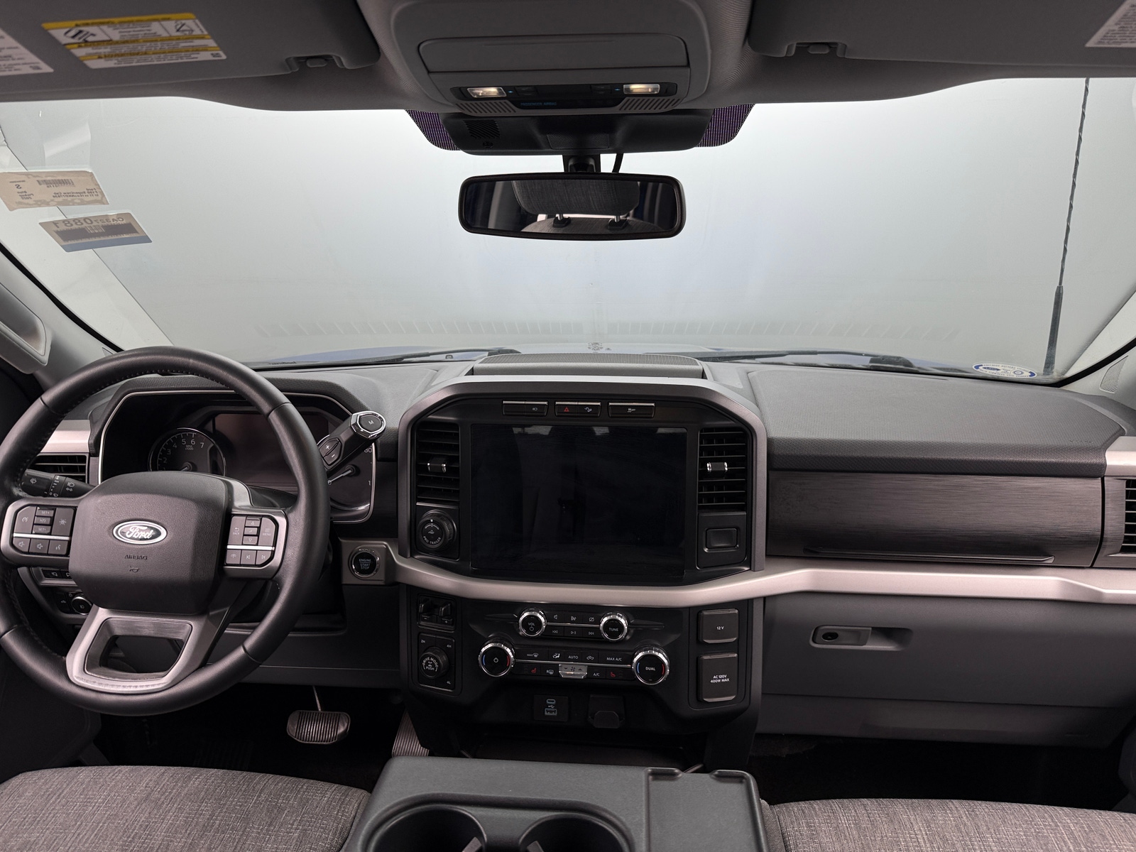 Thumbnail: 2022 Ford Econoline - 3