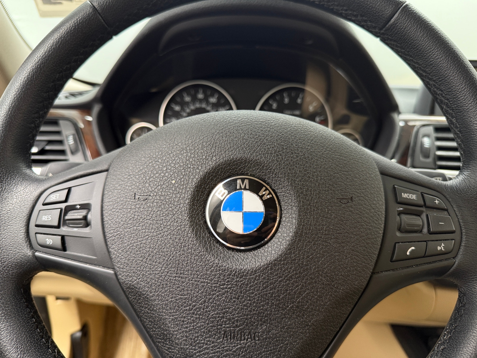 Thumbnail: 2013 BMW 3 Series - 4