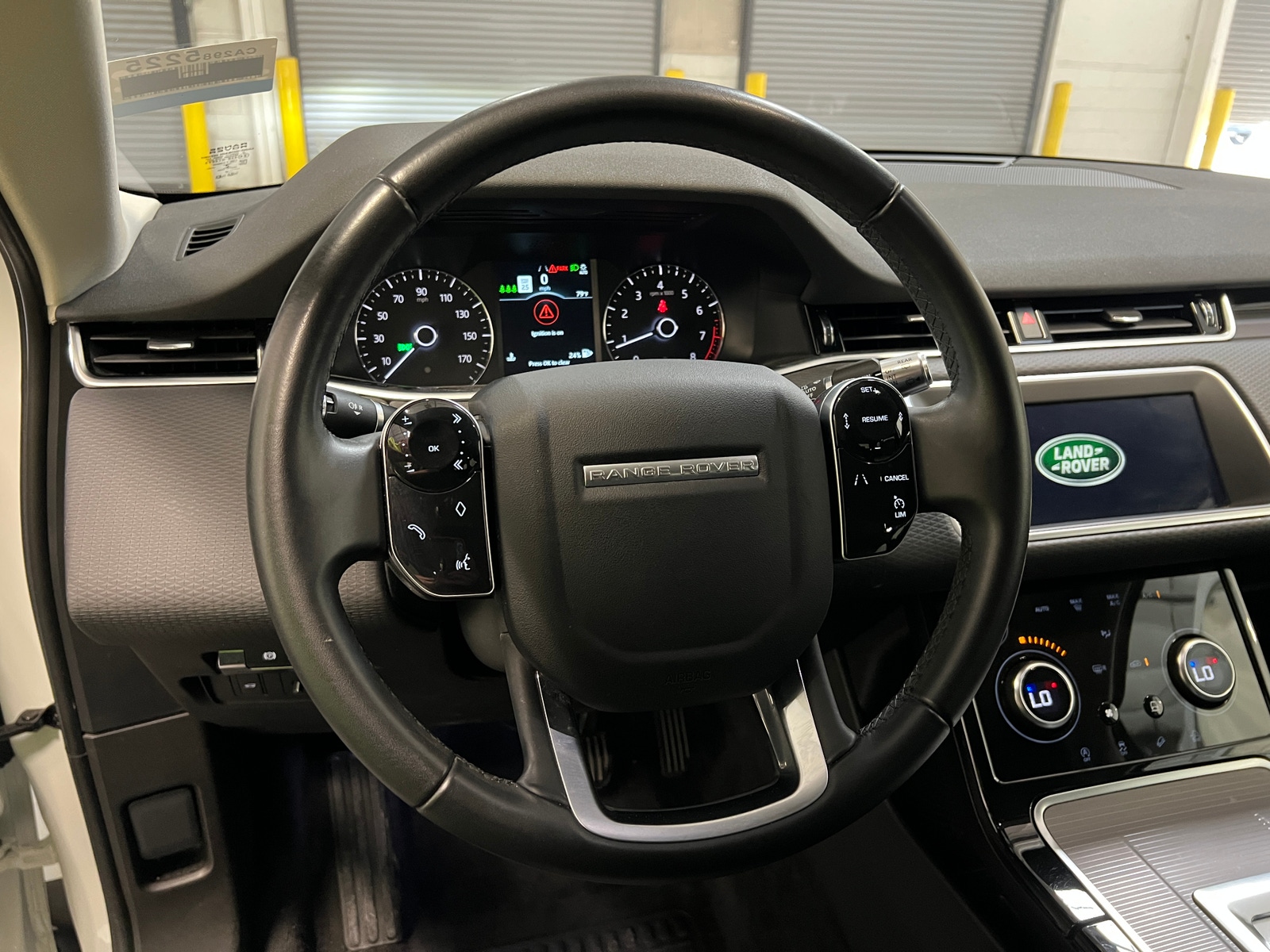 Thumbnail: 2020 Land Rover Range Rover Evoque - 4