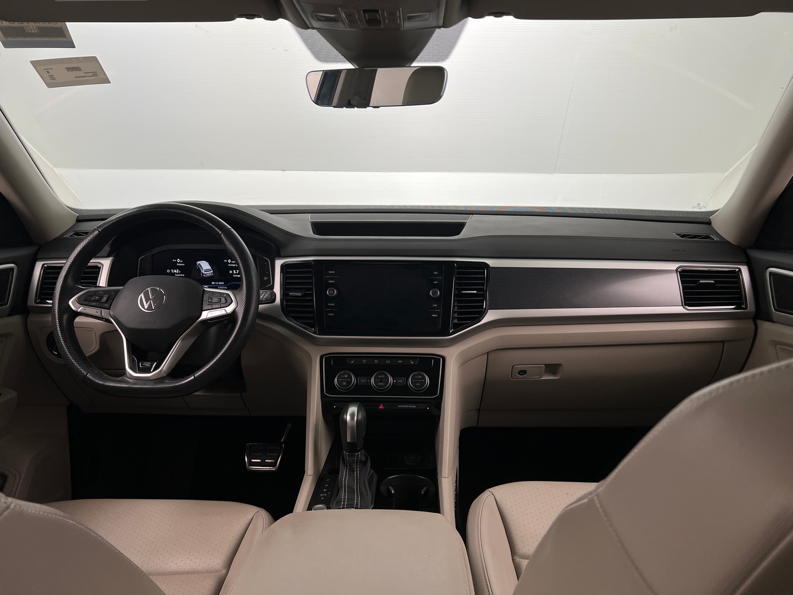 Thumbnail: 2022 Volkswagen Atlas - 2