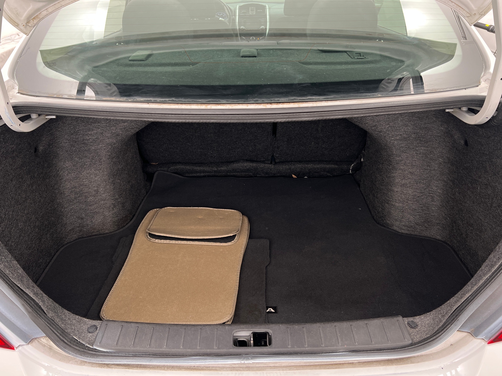 Thumbnail: 2018 Nissan Versa - 7