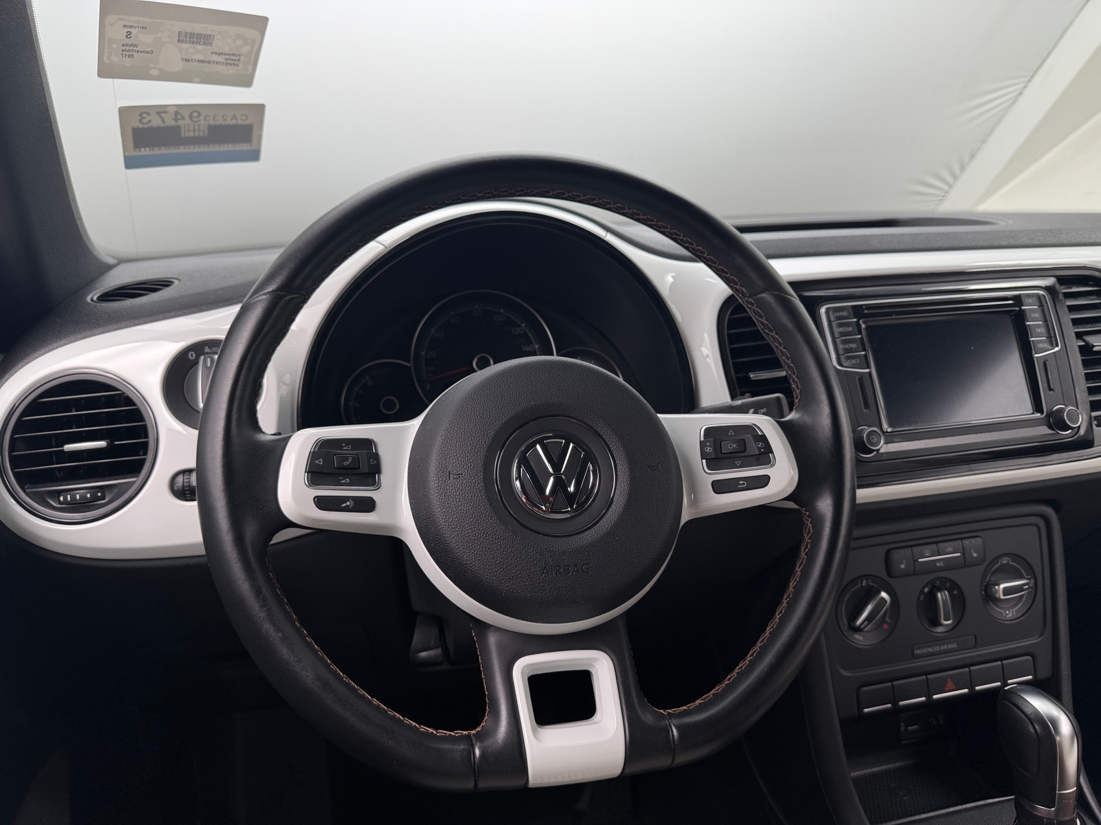 Thumbnail: 2017 Volkswagen Beetle - 5