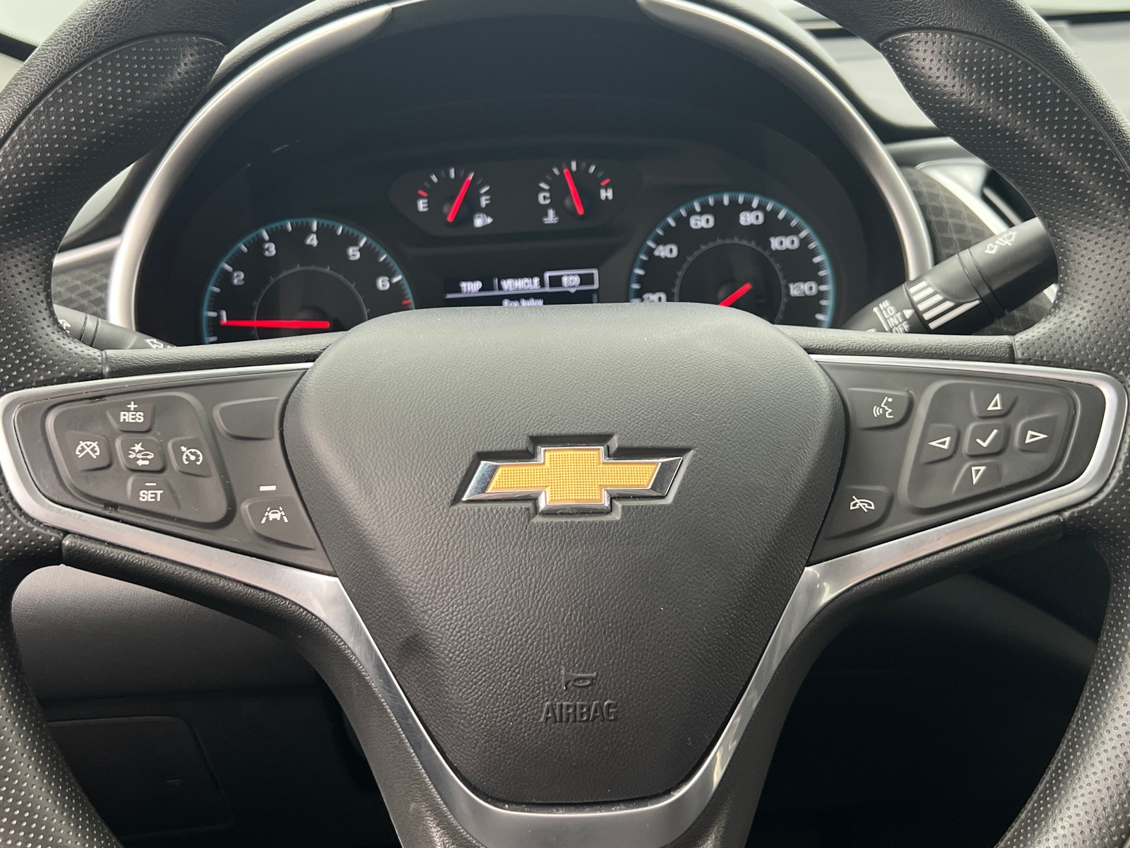 Thumbnail: 2023 Chevrolet Malibu - 5