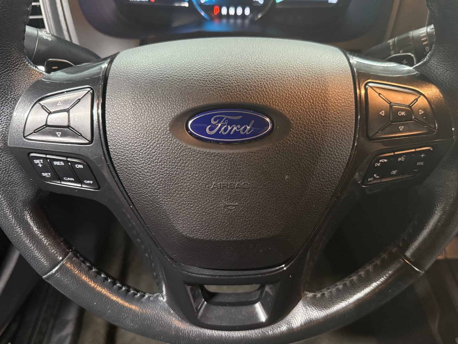 Thumbnail: 2017 Ford Explorer - 5