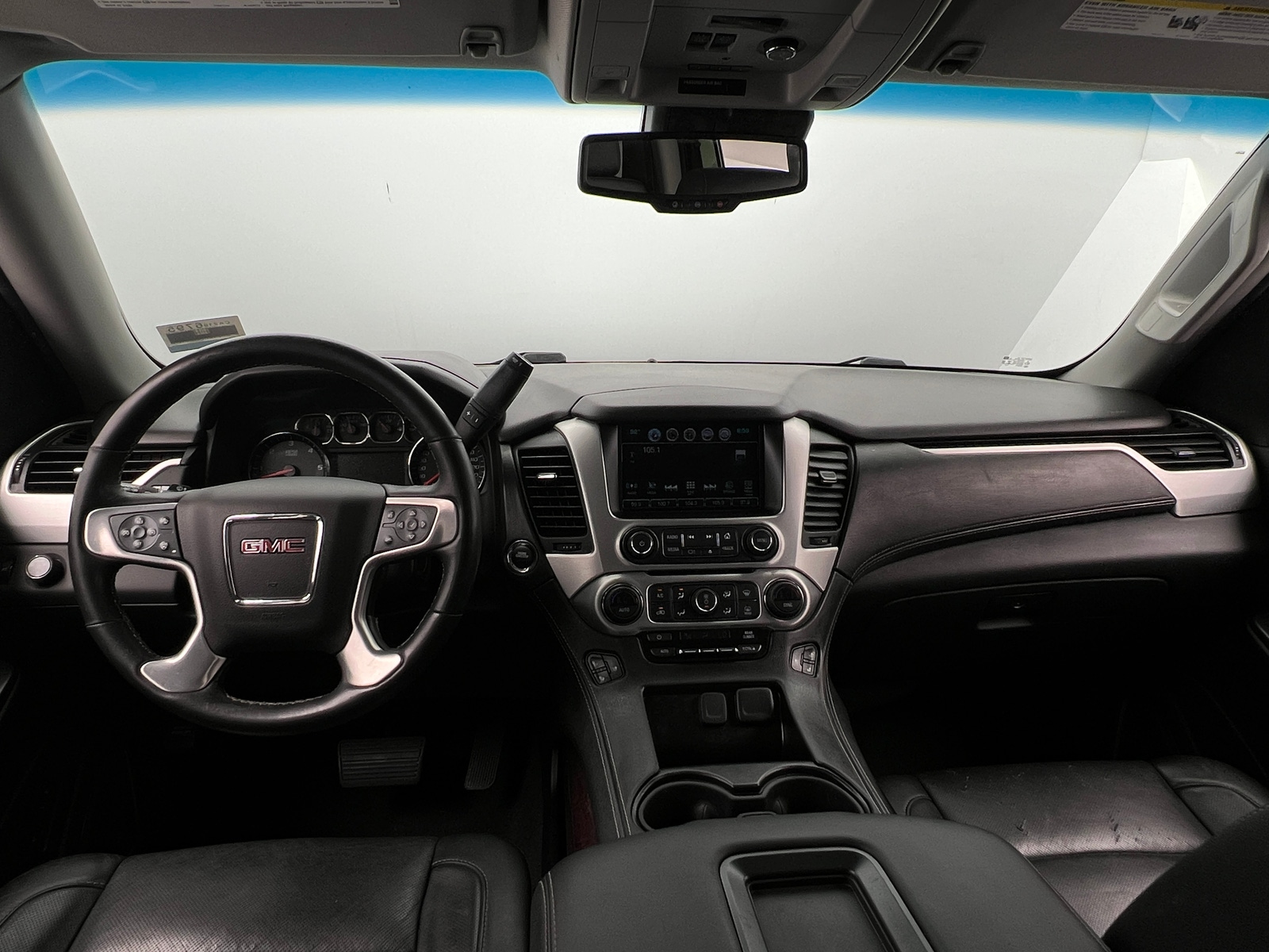Thumbnail: 2019 GMC Yukon XL - 2