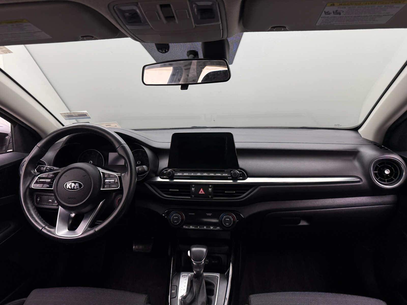 Thumbnail: 2019 Kia Forte - 3