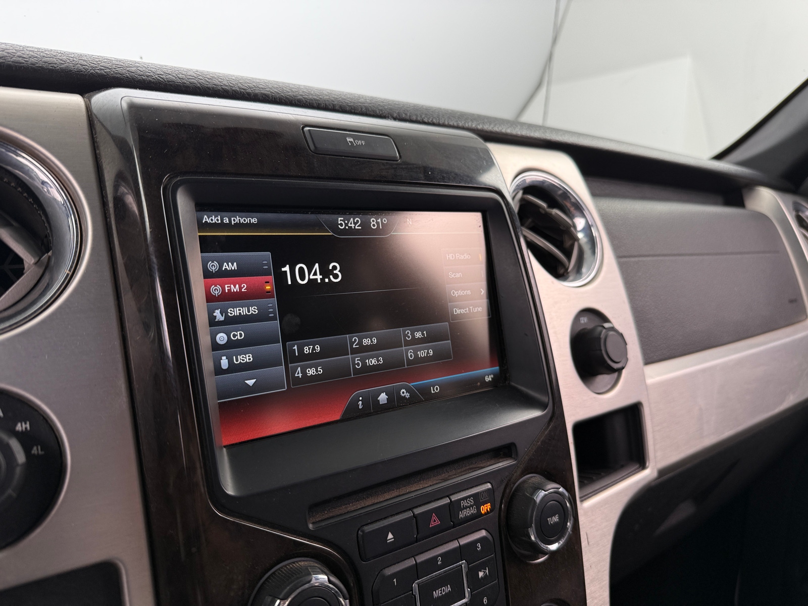 Thumbnail: 2013 Ford Econoline - 3