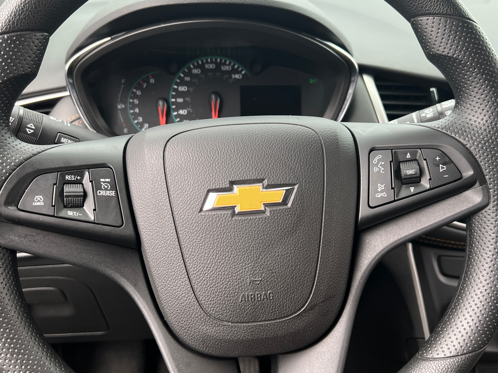 Thumbnail: 2021 Chevrolet Trax - 5