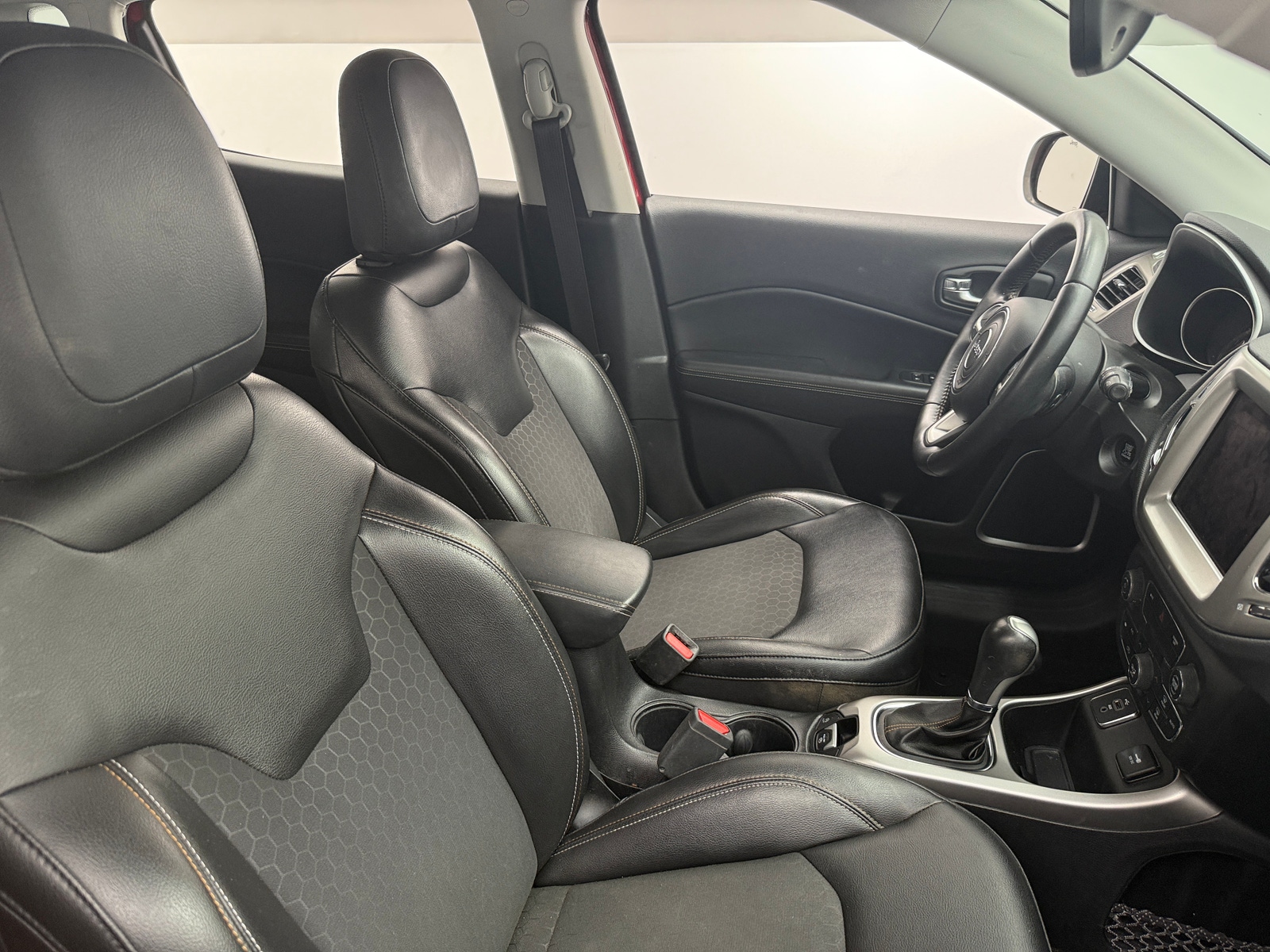 Thumbnail: 2018 Jeep Compass - 2