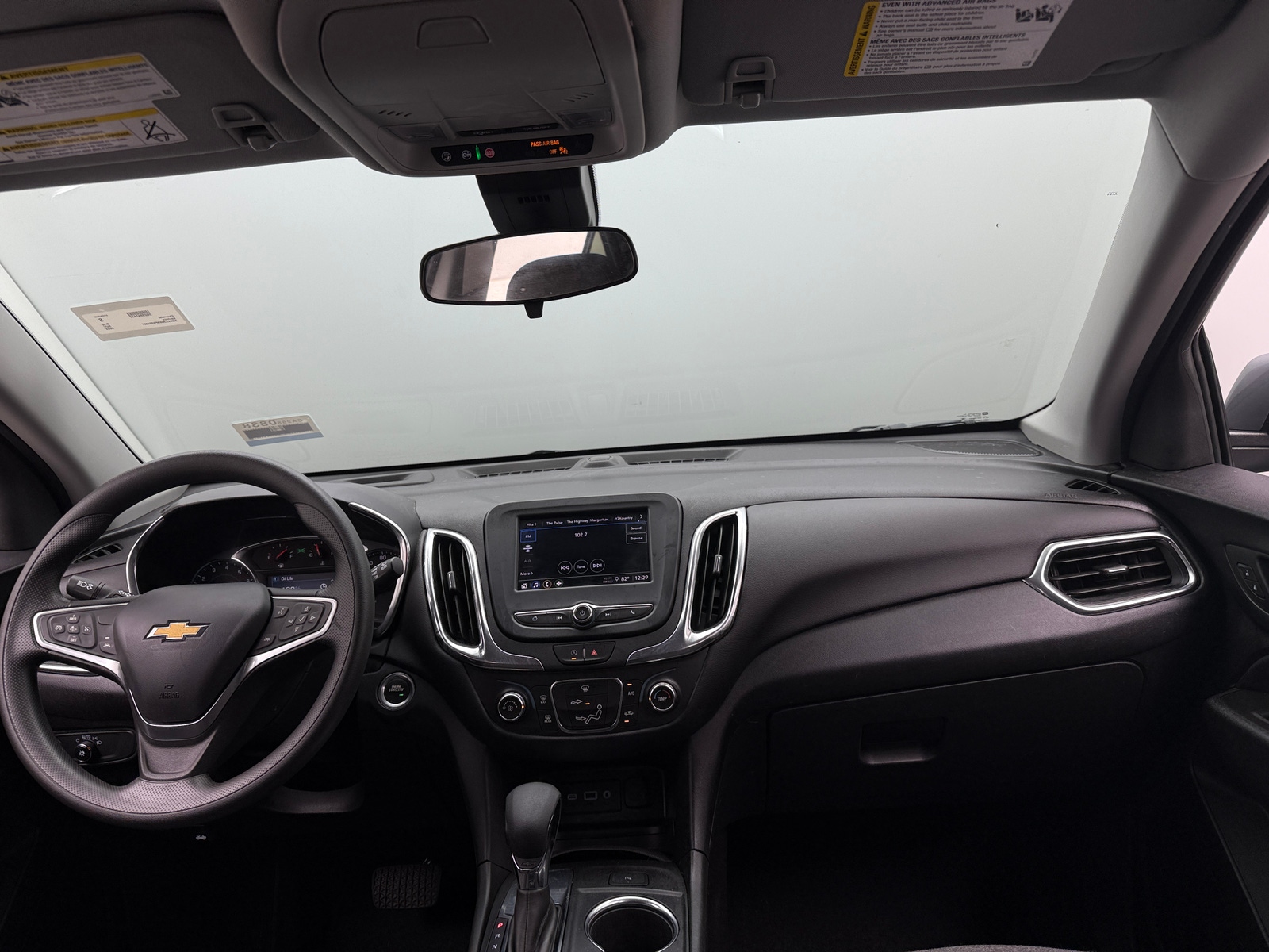 Thumbnail: 2023 Chevrolet Equinox - 3
