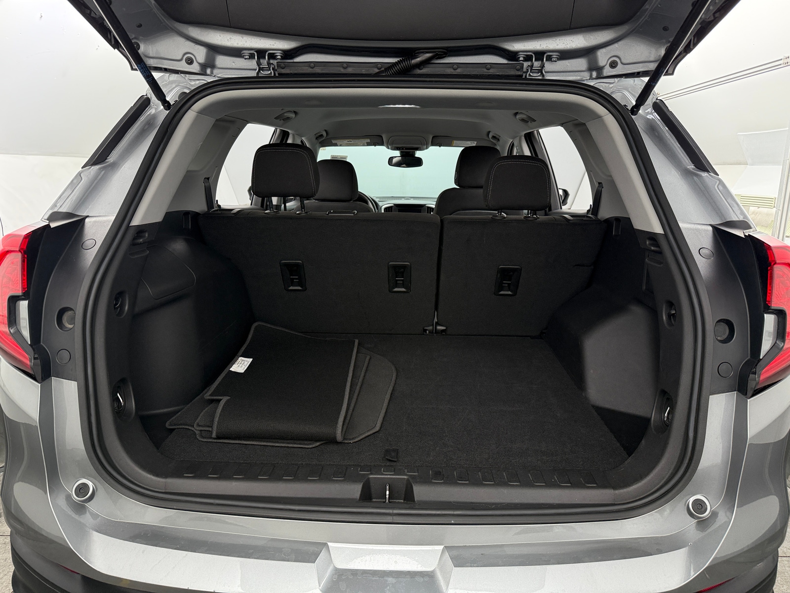 Thumbnail: 2024 GMC Terrain - 7