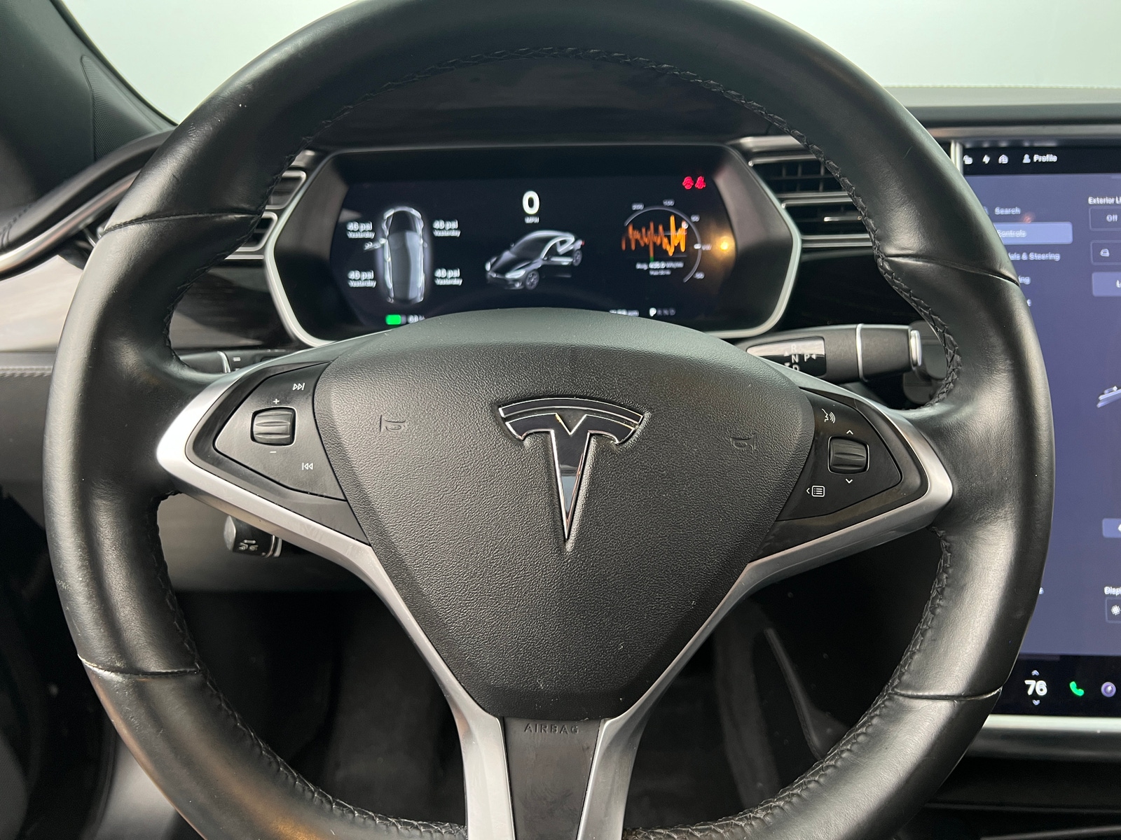 Thumbnail: 2017 Tesla Model S - 4