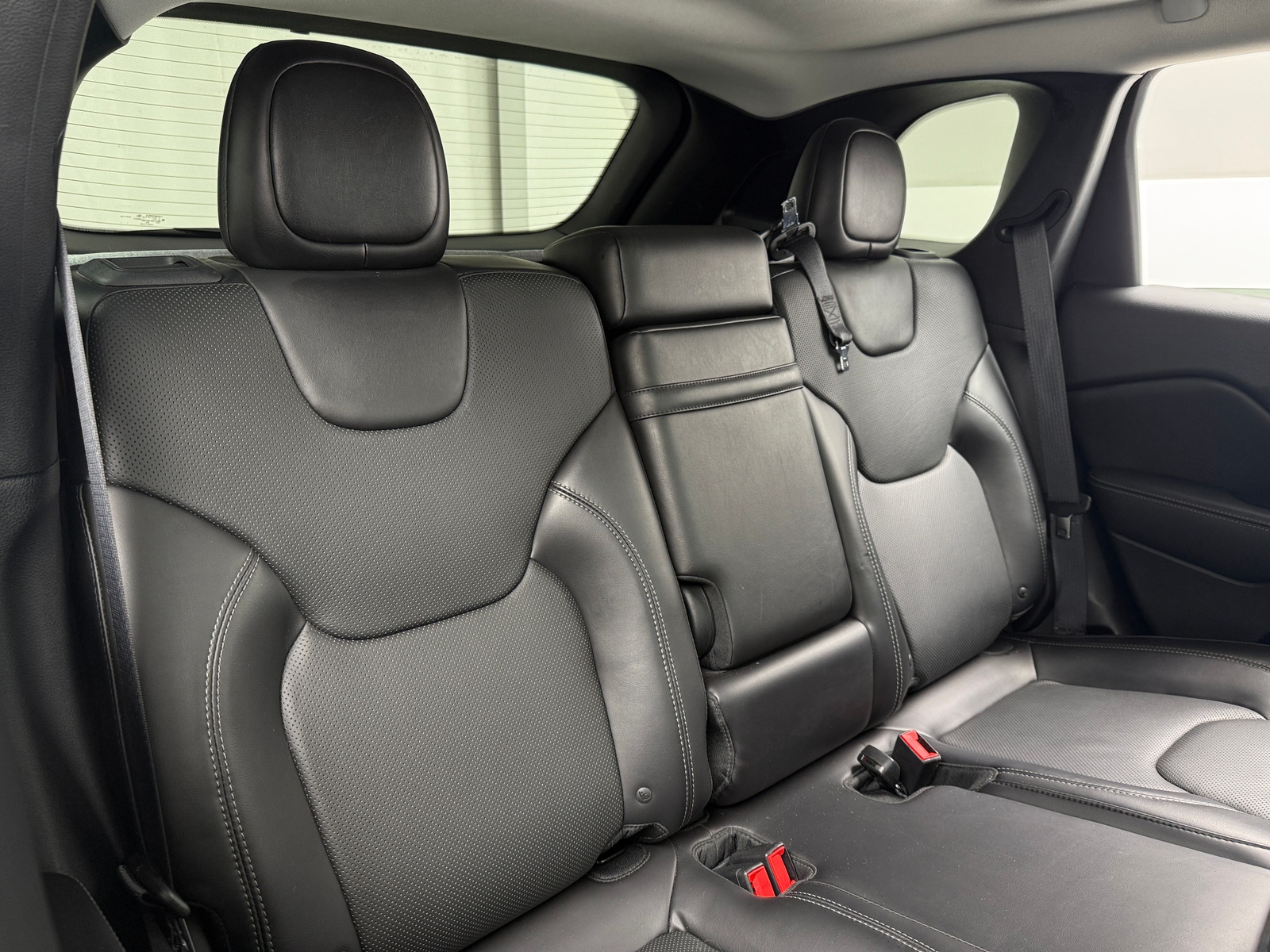 Thumbnail: 2019 Jeep Cherokee - 5