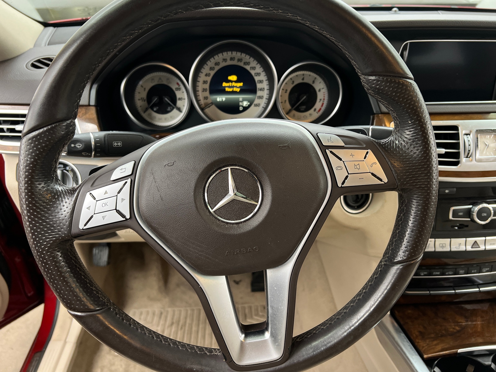 Thumbnail: 2014 Mercedes-Benz E-Class - 4