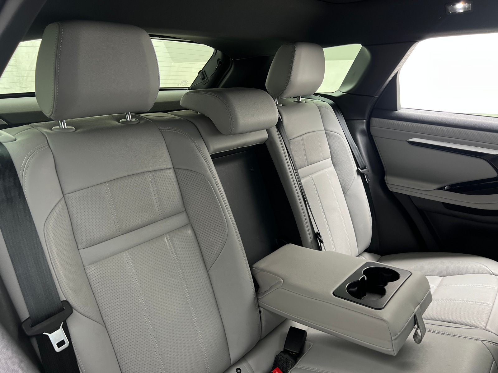 Thumbnail: 2022 Land Rover Range Rover Evoque - 5