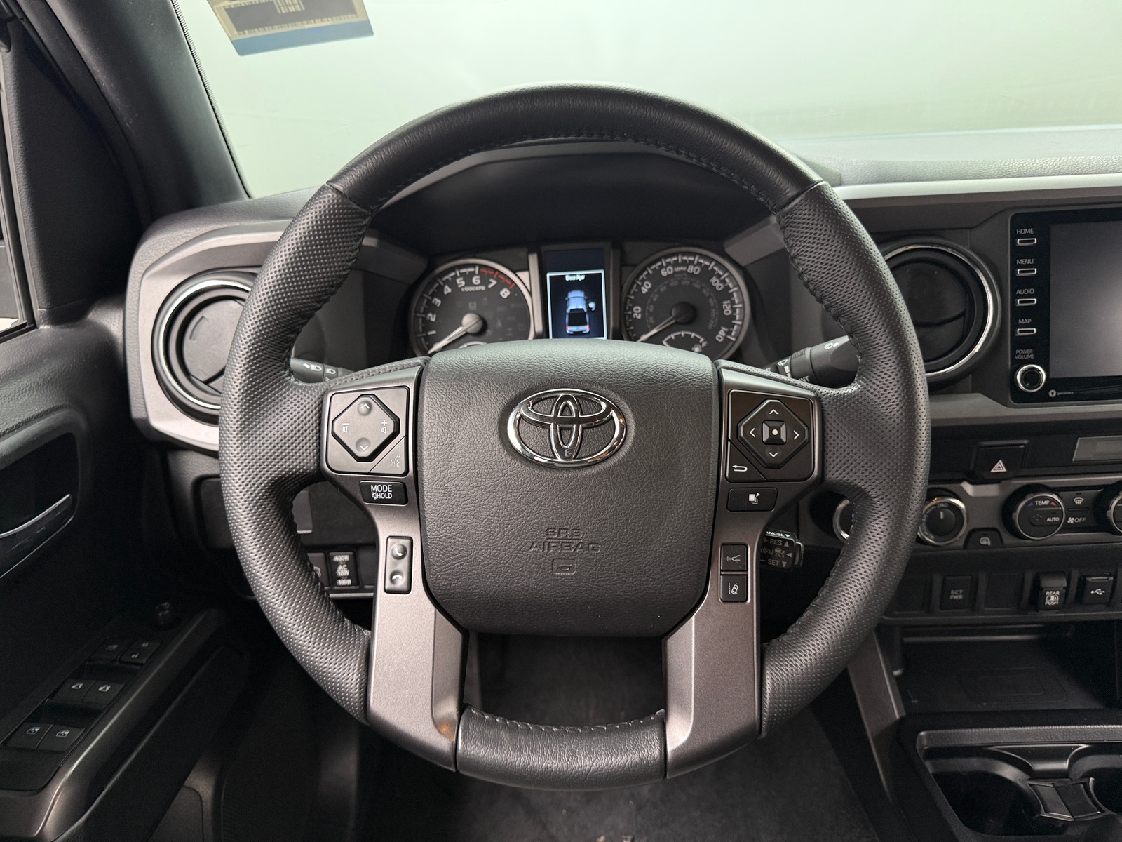 Thumbnail: 2022 Toyota Tacoma - 5