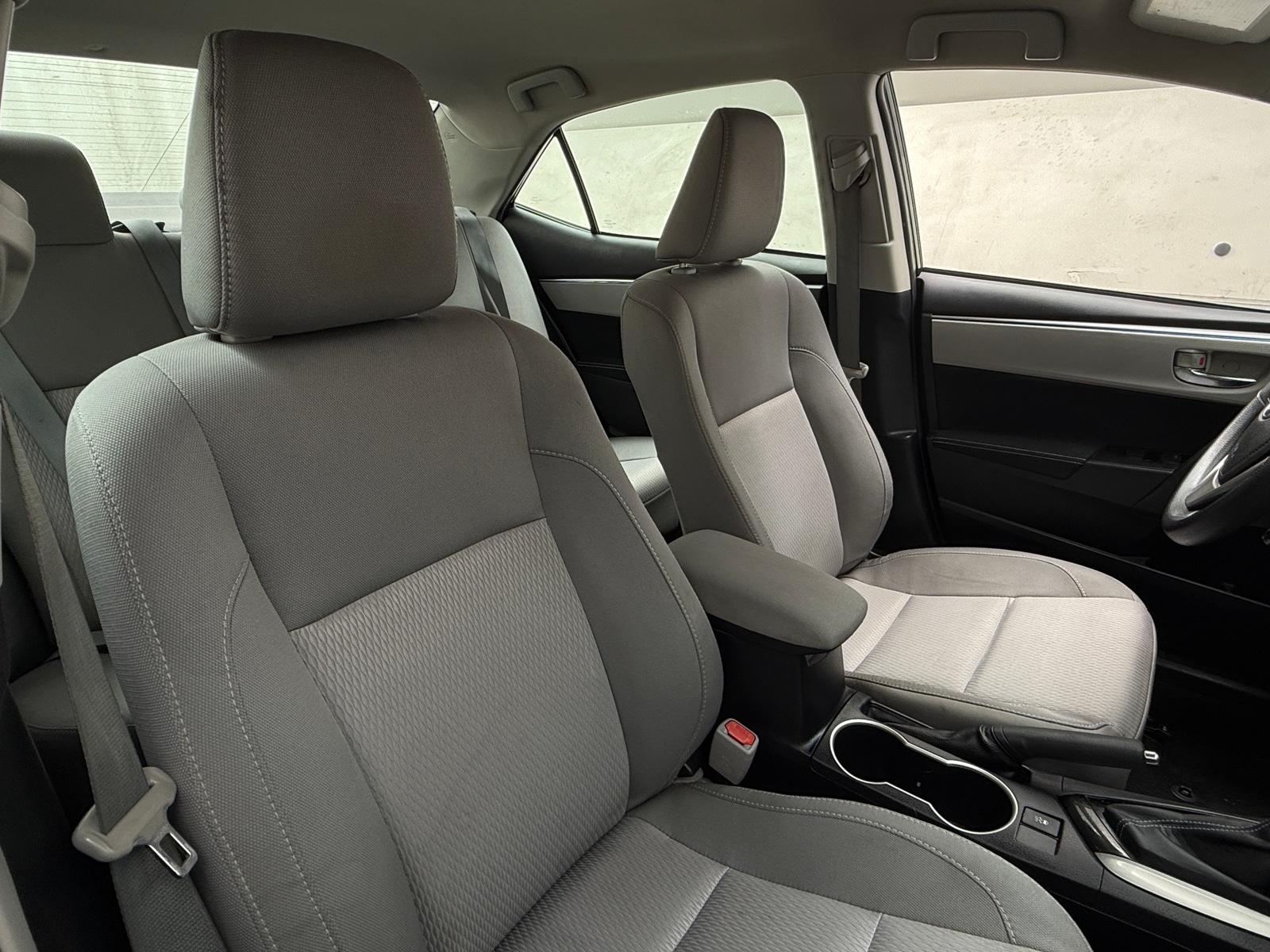 Thumbnail: 2014 Toyota Corolla - 2