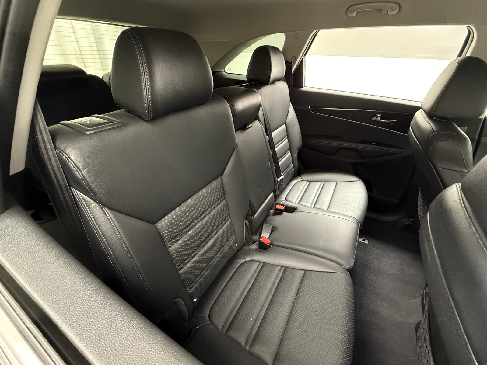 Thumbnail: 2019 Kia Sorento - 5