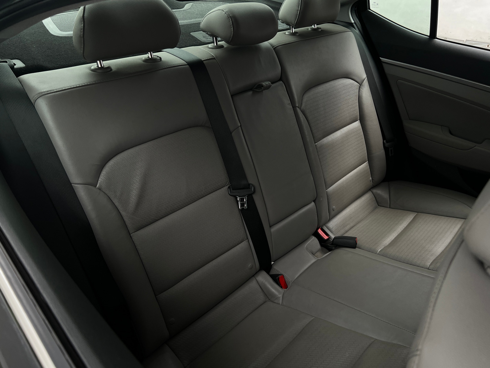 Thumbnail: 2020 Hyundai Elantra - 5