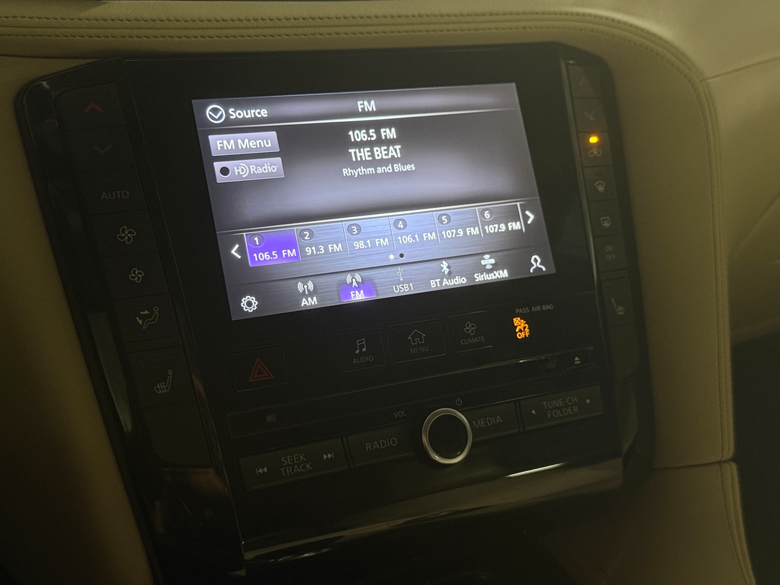 Thumbnail: 2021 INFINITI QX50 - 3