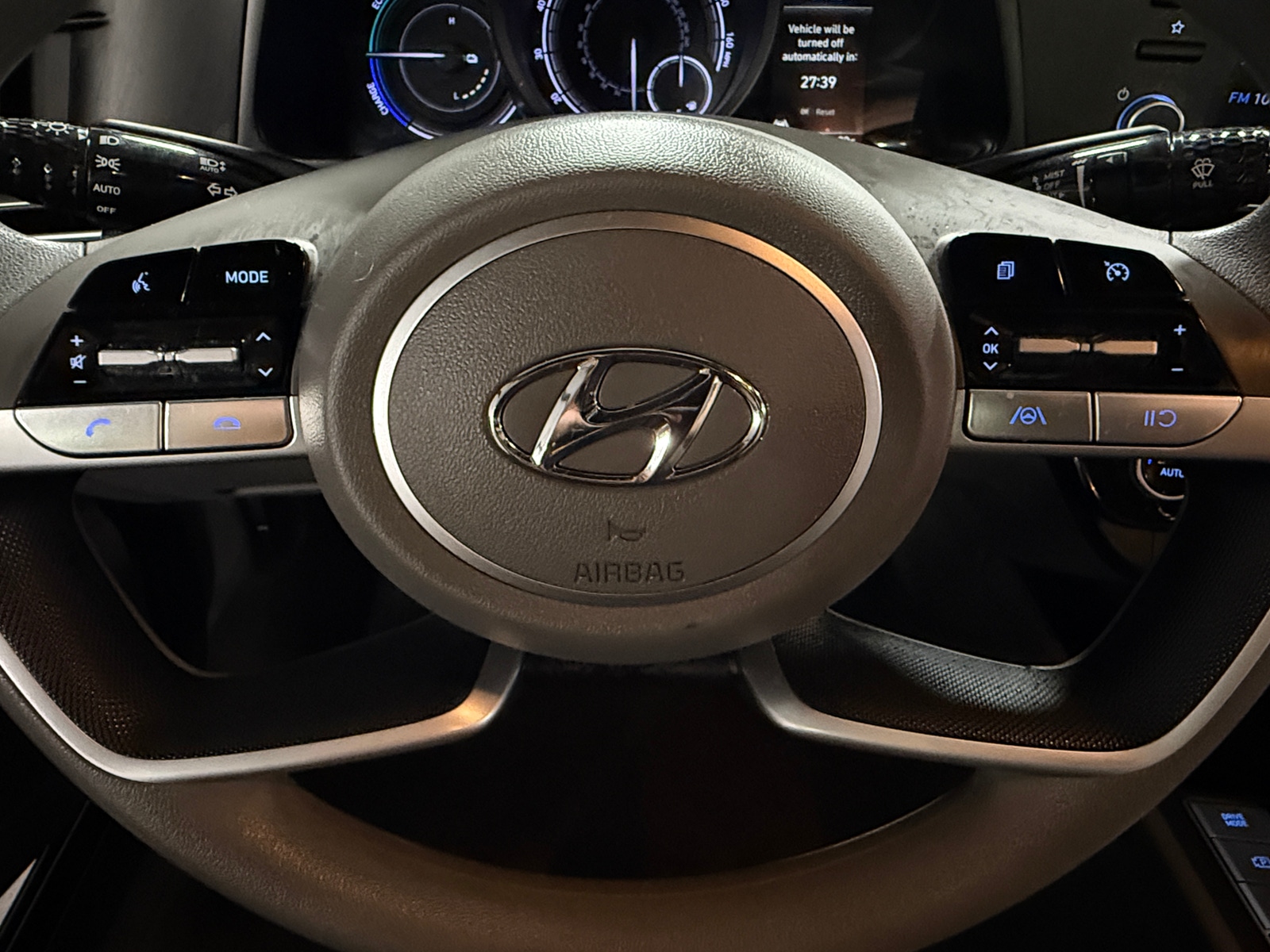 Thumbnail: 2023 Hyundai Elantra - 5