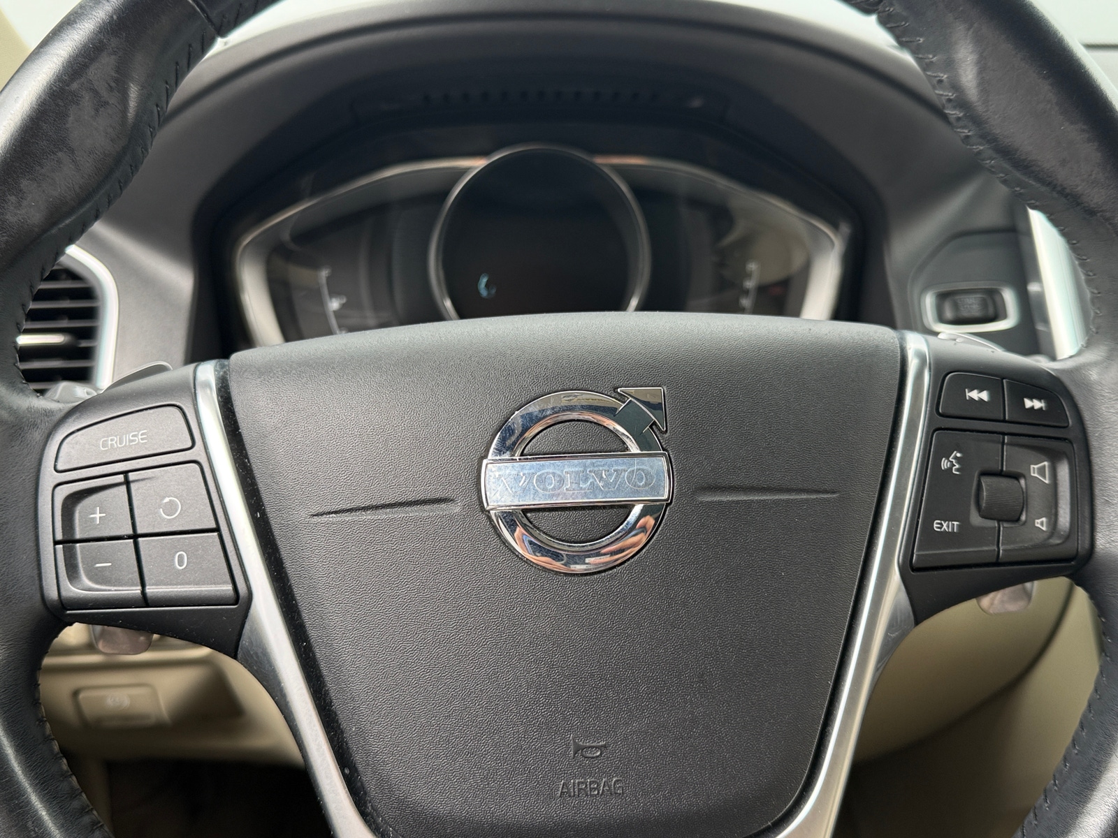 Thumbnail: 2014 Volvo XC60 - 4