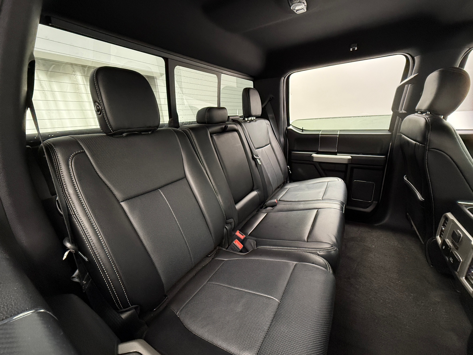 Thumbnail: 2018 Ford Econoline - 5