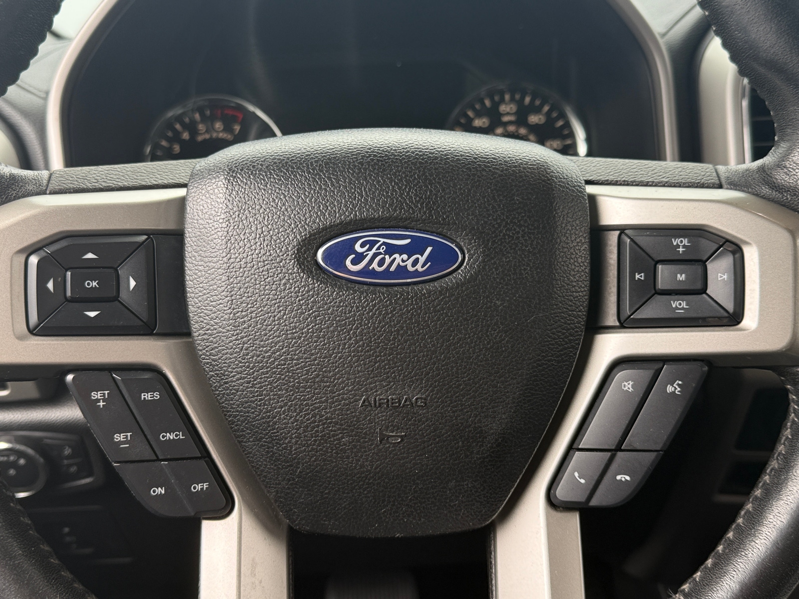 Thumbnail: 2017 Ford Econoline - 4