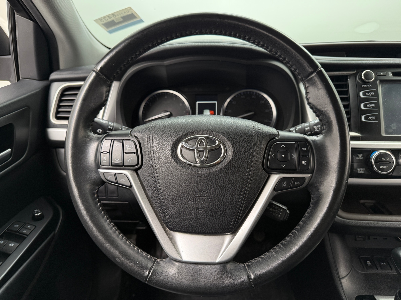 Thumbnail: 2019 Toyota Highlander - 4