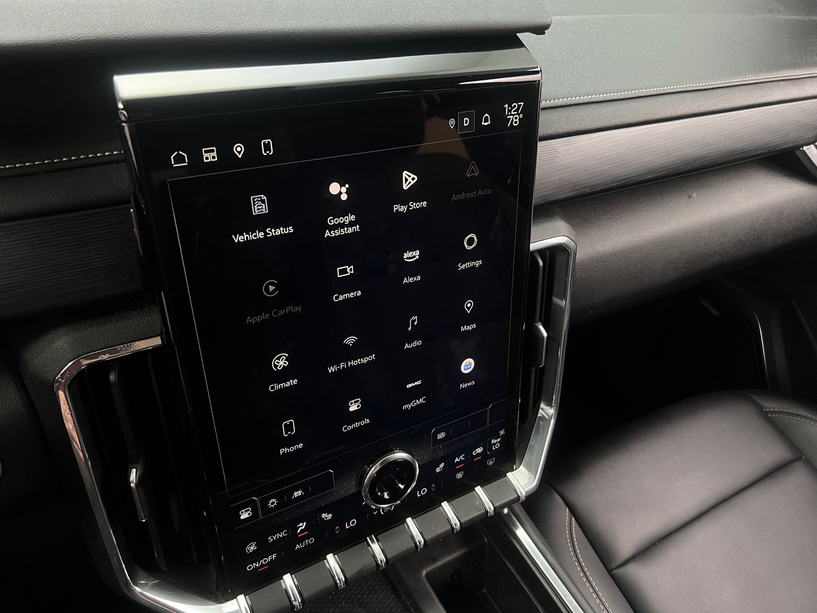 Thumbnail: 2024 GMC Acadia - 3