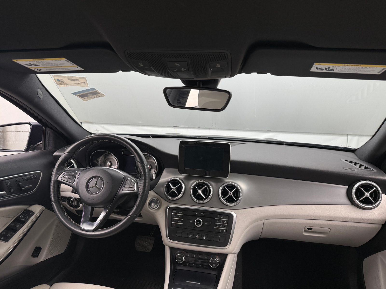 Thumbnail: 2017 Mercedes-Benz GLA - 2