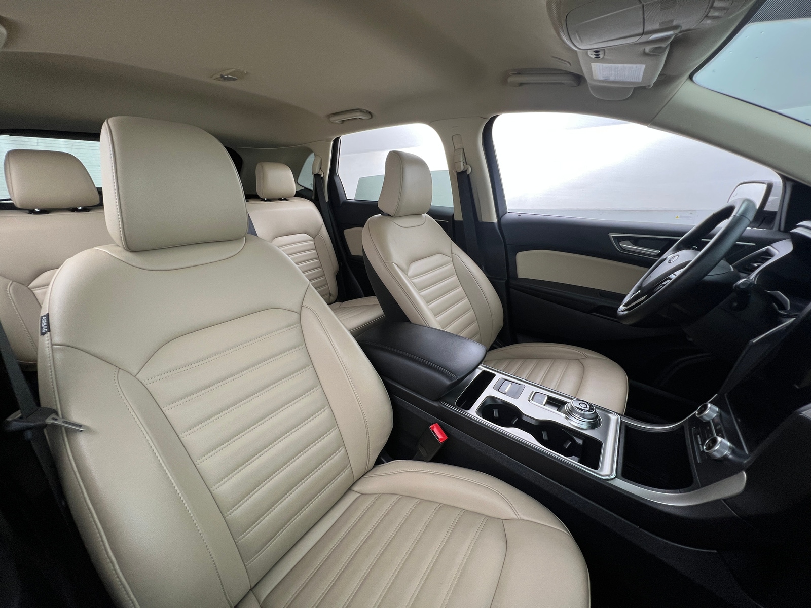 Thumbnail: 2022 Ford Edge - 2