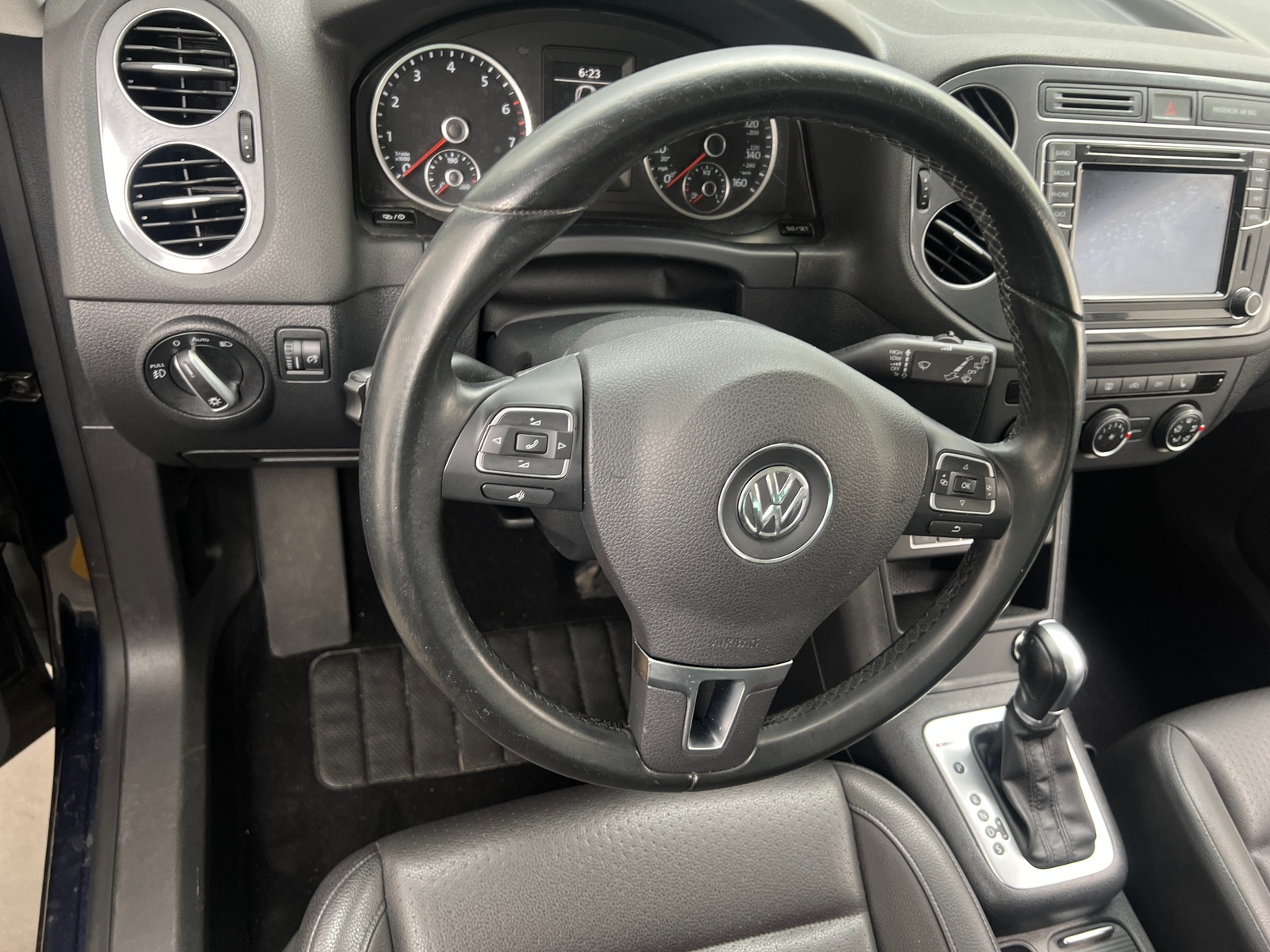 Thumbnail: 2016 Volkswagen Tiguan - 5