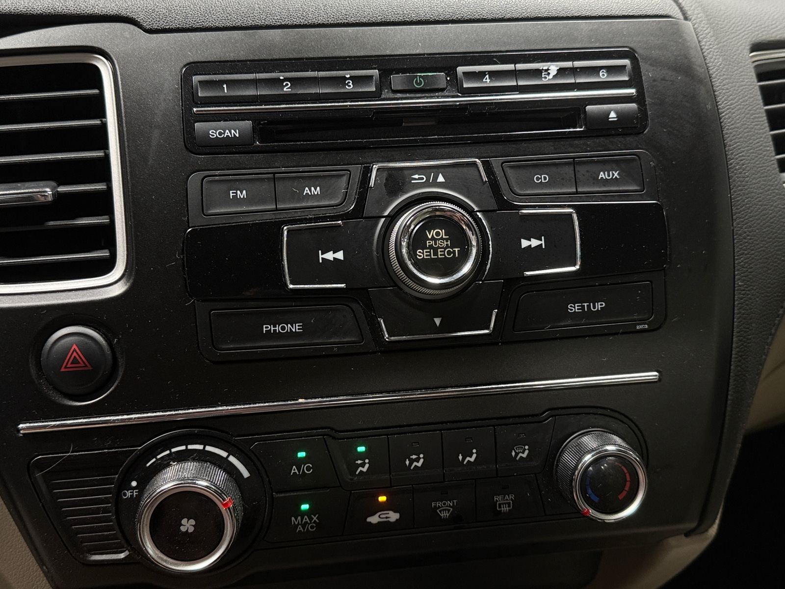 Thumbnail: 2014 Honda Civic - 4