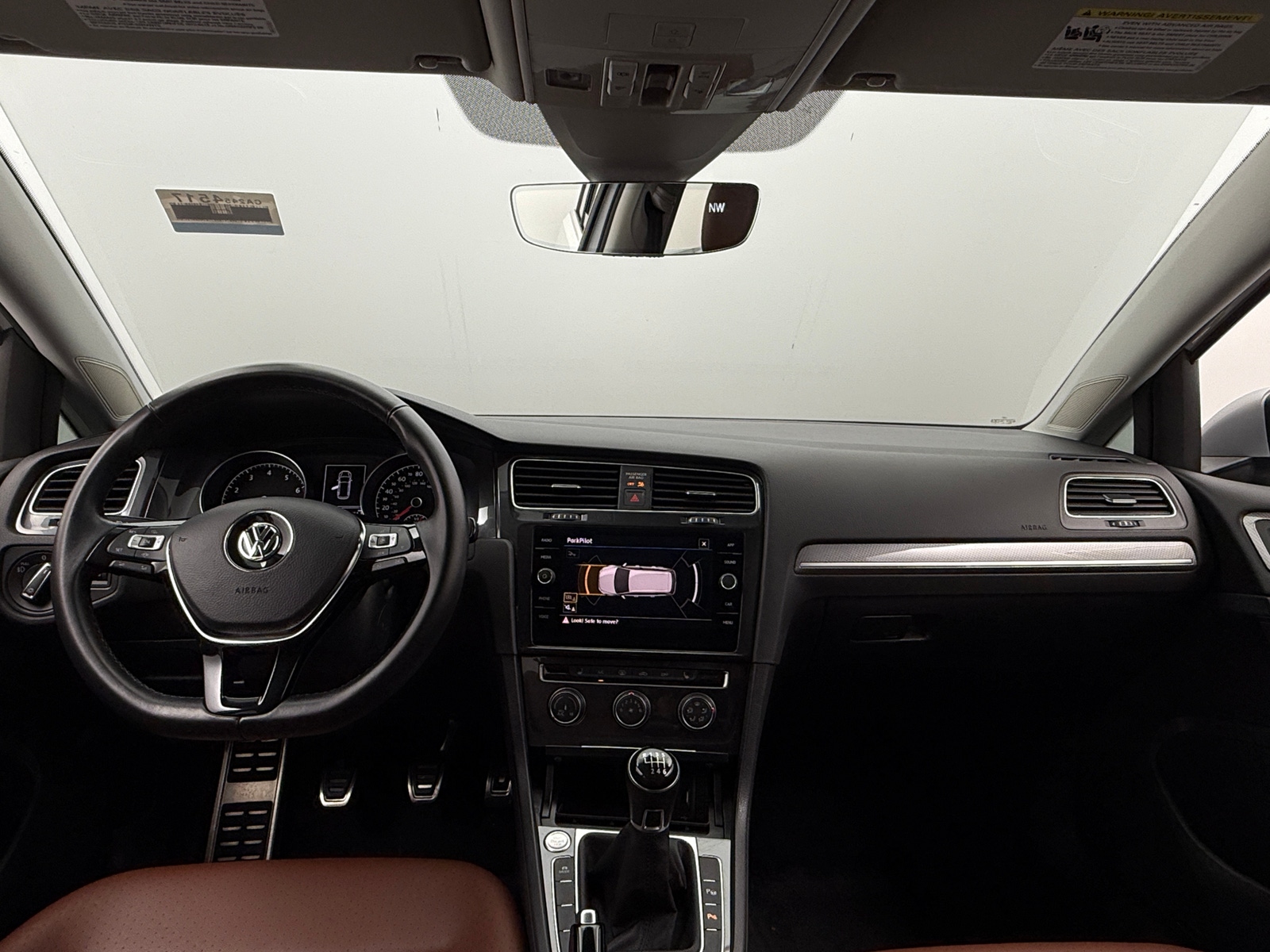 Thumbnail: 2019 Volkswagen Golf - 2