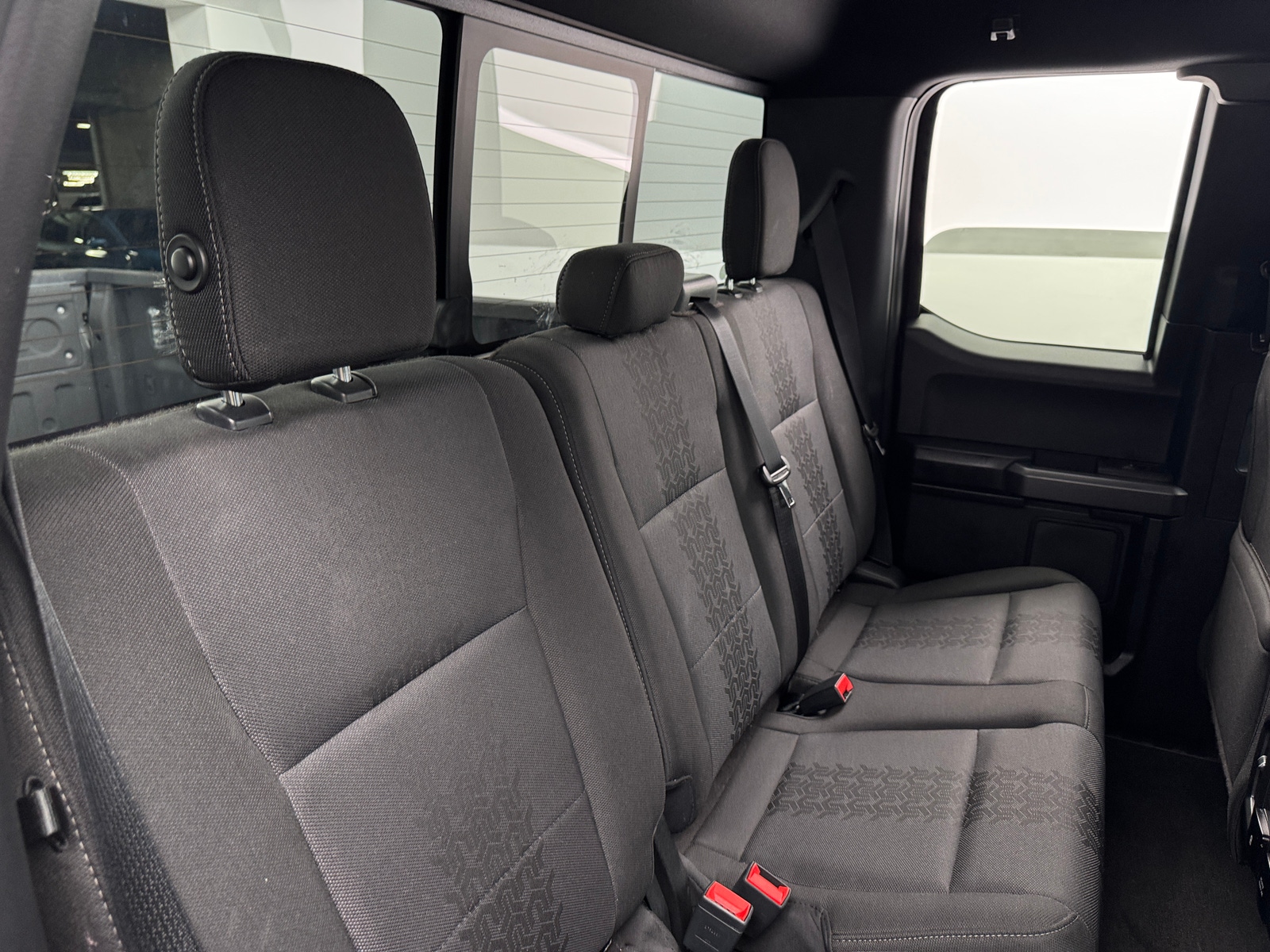 Thumbnail: 2019 Ford Econoline - 6